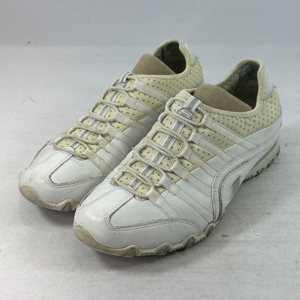 Vintage Skechers Straightaway Shoes Women's Size 6 White Sneaker Y2K Slip On